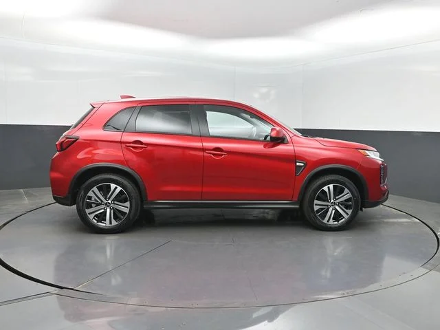 New 2026 Red Mitsubishi 2.0 ES image 32
