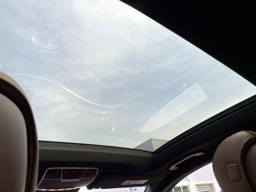 Used 2019 Black Mercedes-Benz S 560 image 10