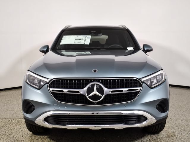 New 2026 Verde Silver Metallic Mercedes-Benz GLC 300 image 52