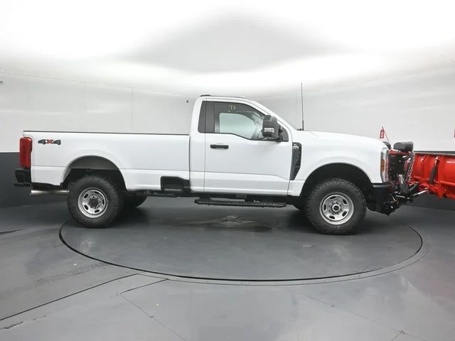 New 2026 Oxford White Ford XL image 8