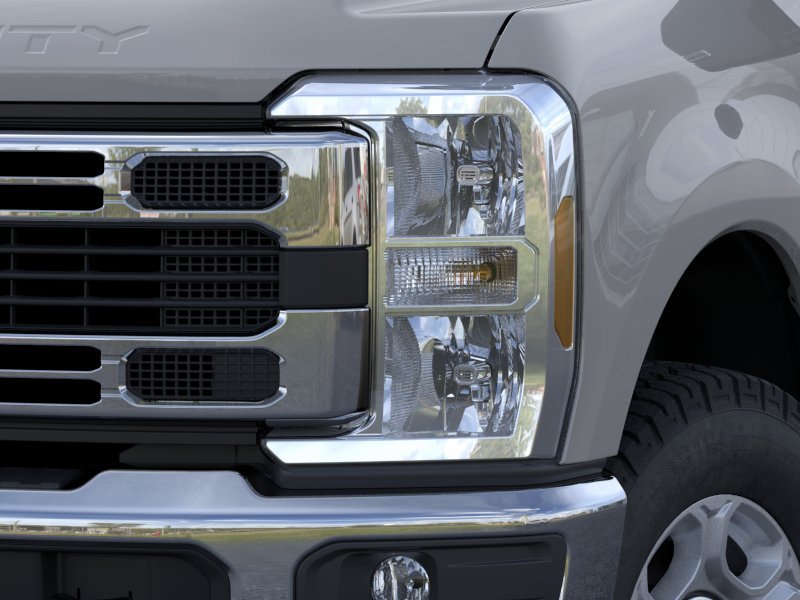 New 2026 Avalanche Ford F-350® XLT image 18