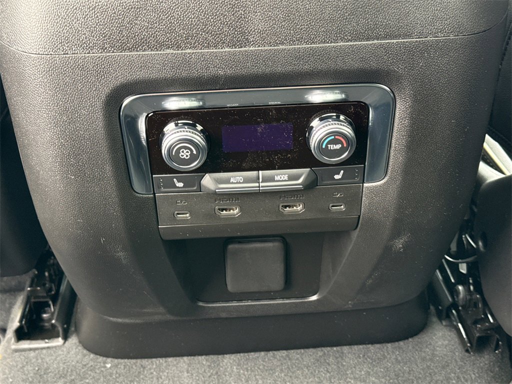 2026 GMC YUKON XL - Image 30