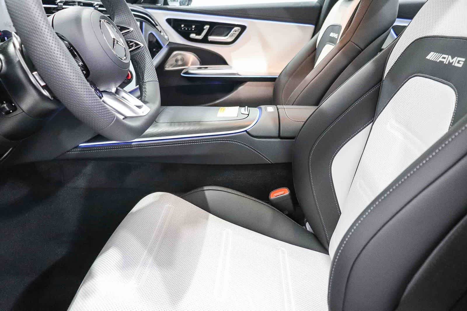 New 2026 MANUFAKTUR Alpine Grey Mercedes-Benz AMG® E 53 E image 20