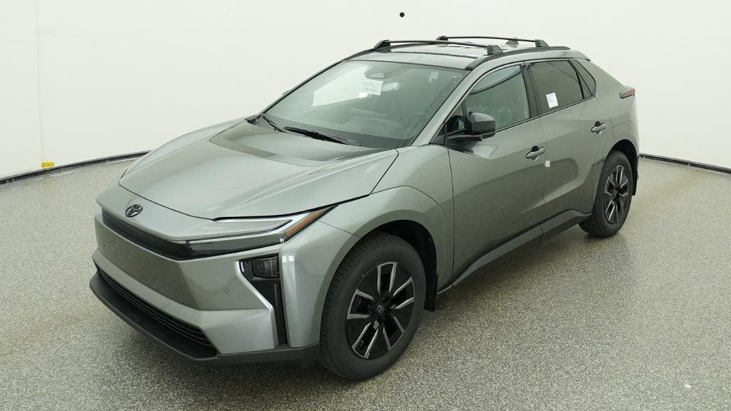 New 2026 Heavy Metal Toyota XLE image 33