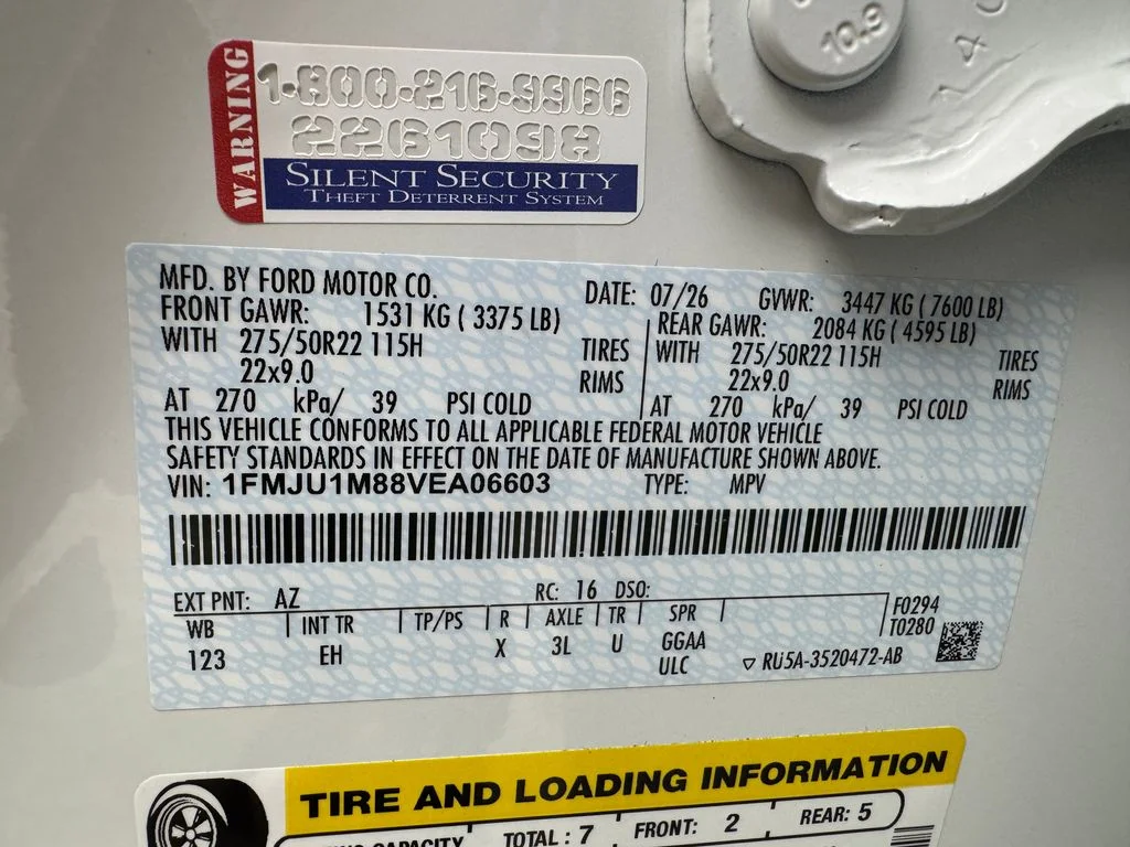 New 2027 Star White Metallic Tri-Coat Ford Platinum image 35
