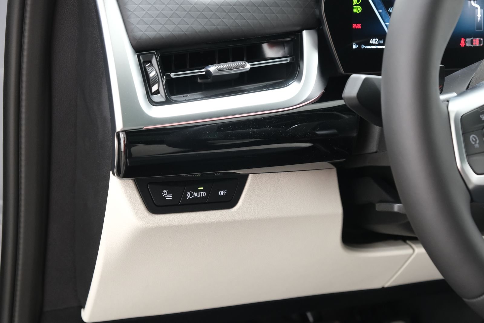 New 2027 Brooklyn Grey Metallic BMW xDrive28i image 28