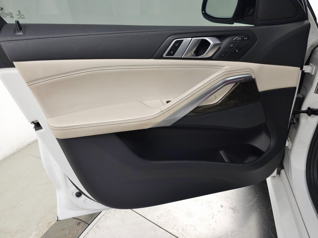 2023 BMW X6 - Image 13