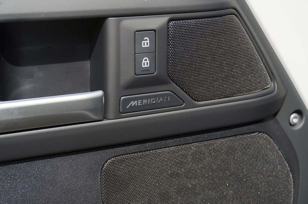 New 2026 Borasco Grey Land Rover S image 10