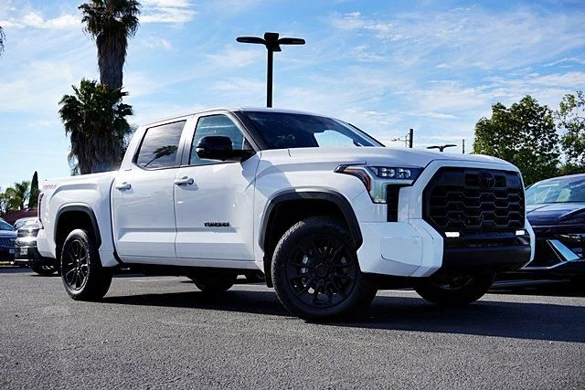 Used 2025 White Toyota Limited image 1