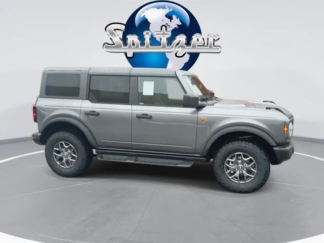 New 2025 Carbonized Gray Metallic Ford Badlands® image 2