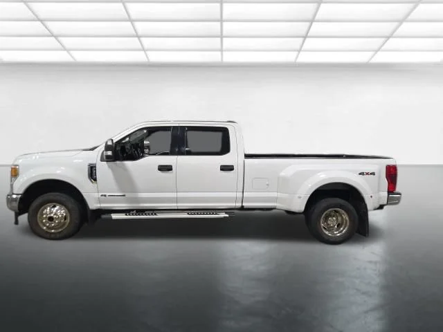 Used 2020 White Ford XLT image 8
