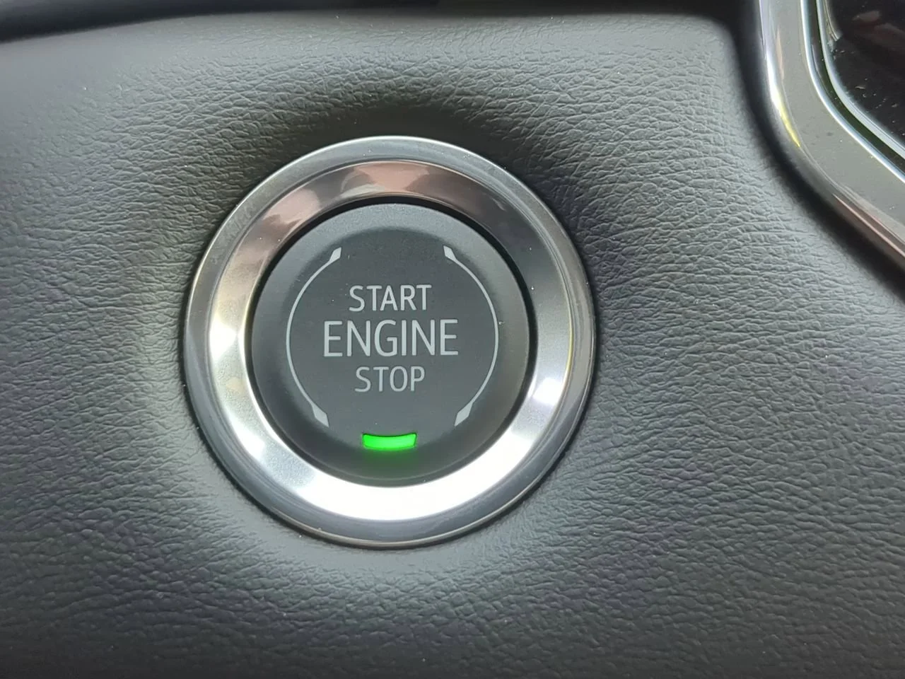 New 2026 Rapids Metallic GMC Elevation image 17