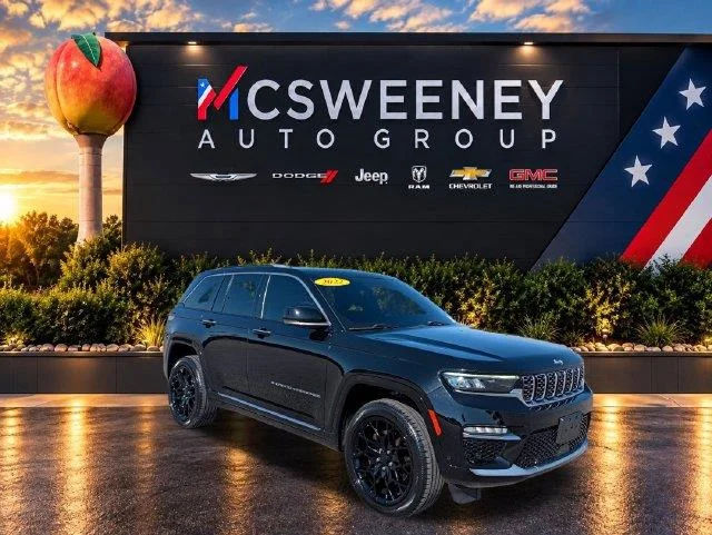 Used 2022 Black Jeep Summit Reserve image 7