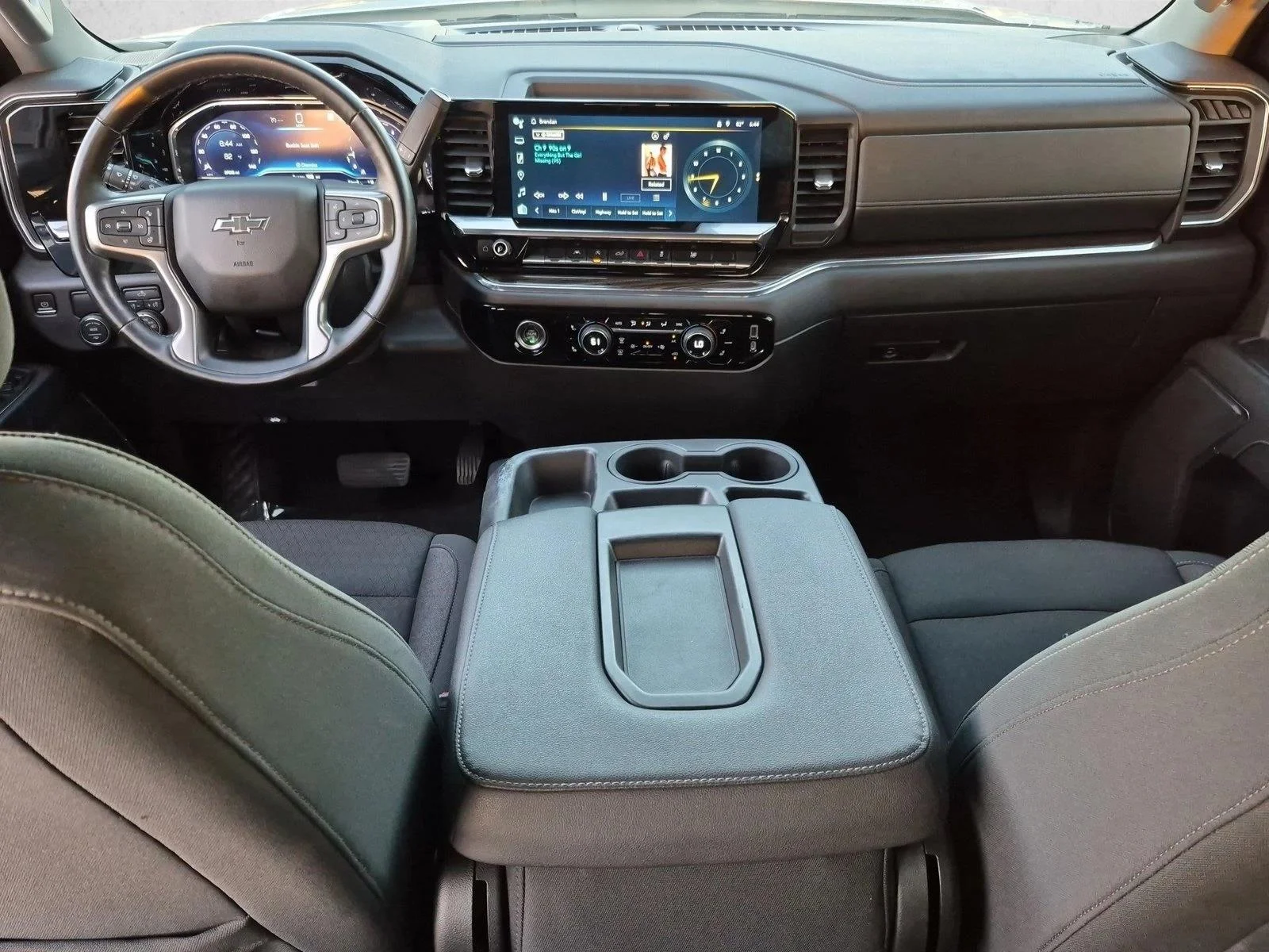 Used 2023 Summit White Chevrolet RST image 17