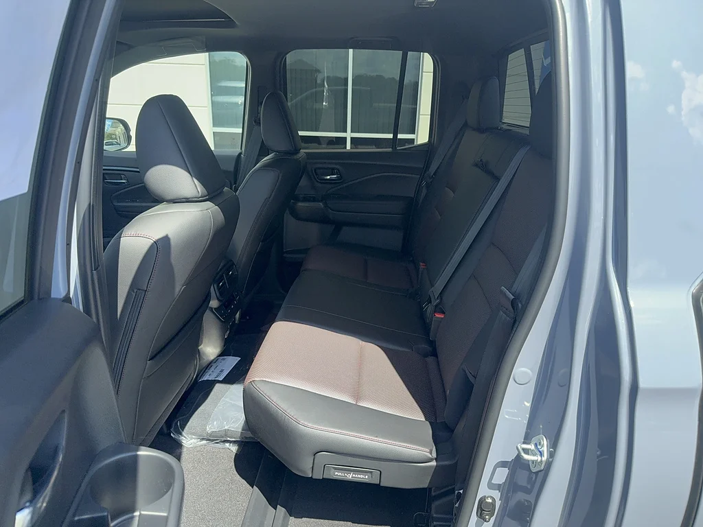 2026 Honda Ridgeline Black Edition, photo 11 of 12