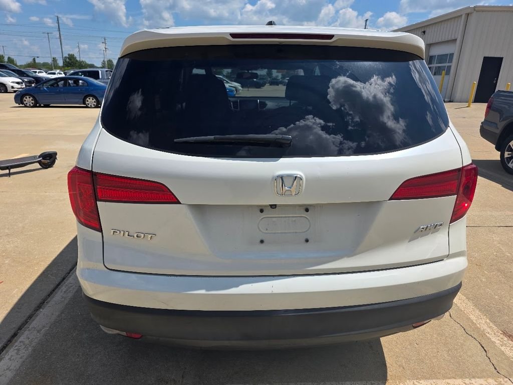 Used 2016 White Honda EX-L image 3
