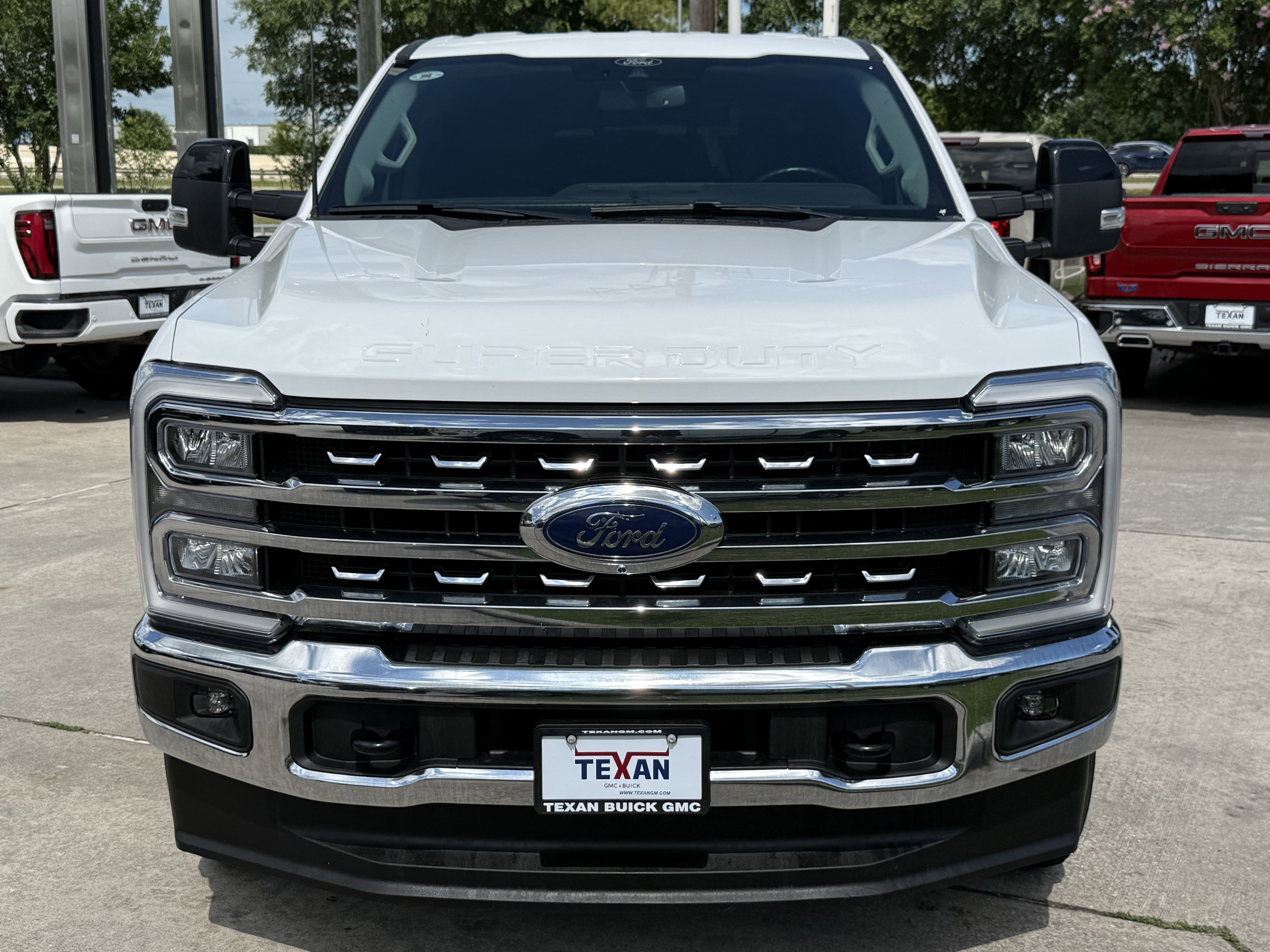 Used 2024 Oxford White Ford LARIAT image 9