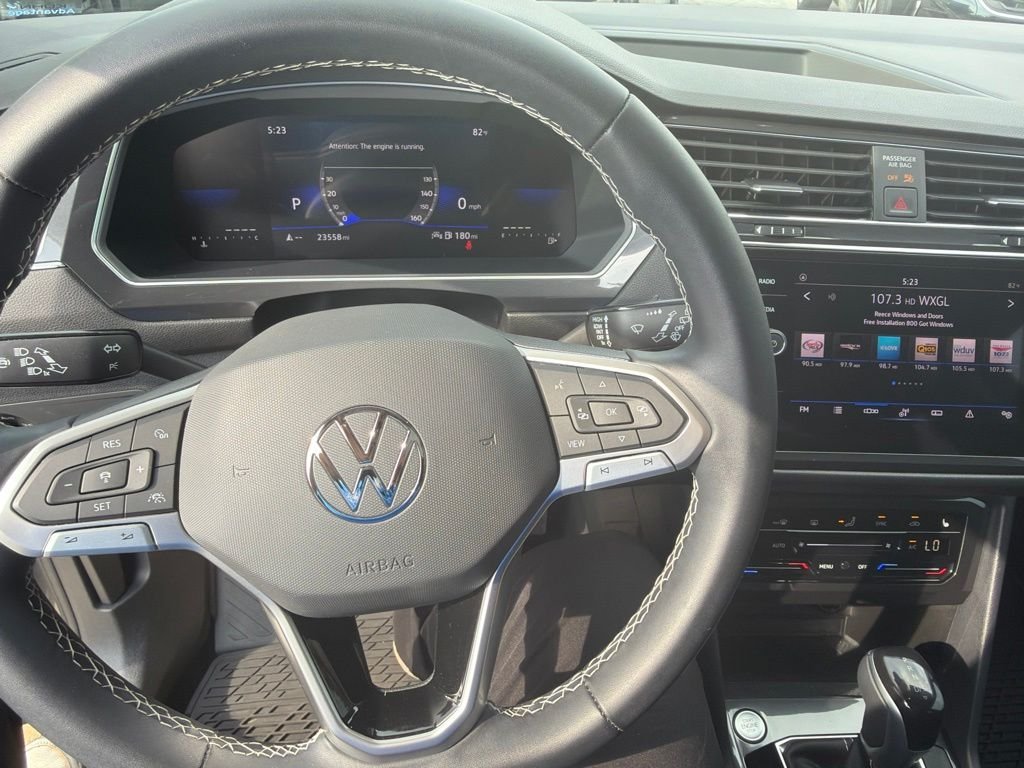 Used 2023 Gray Volkswagen 2.0T SE image 5