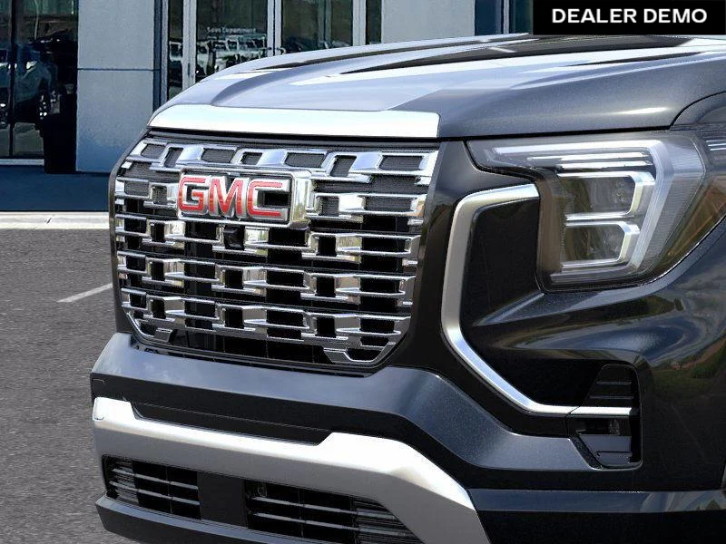 Used 2026  GMC Denali image 13