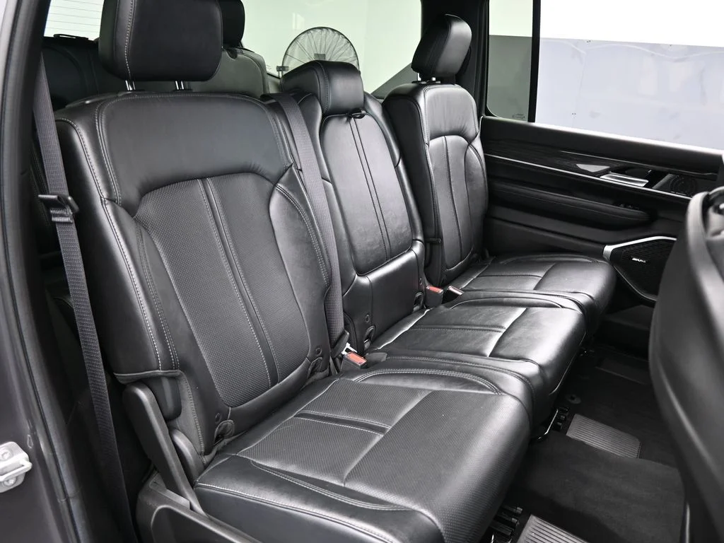 2022 Jeep Wagoneer Series II - Photo 46