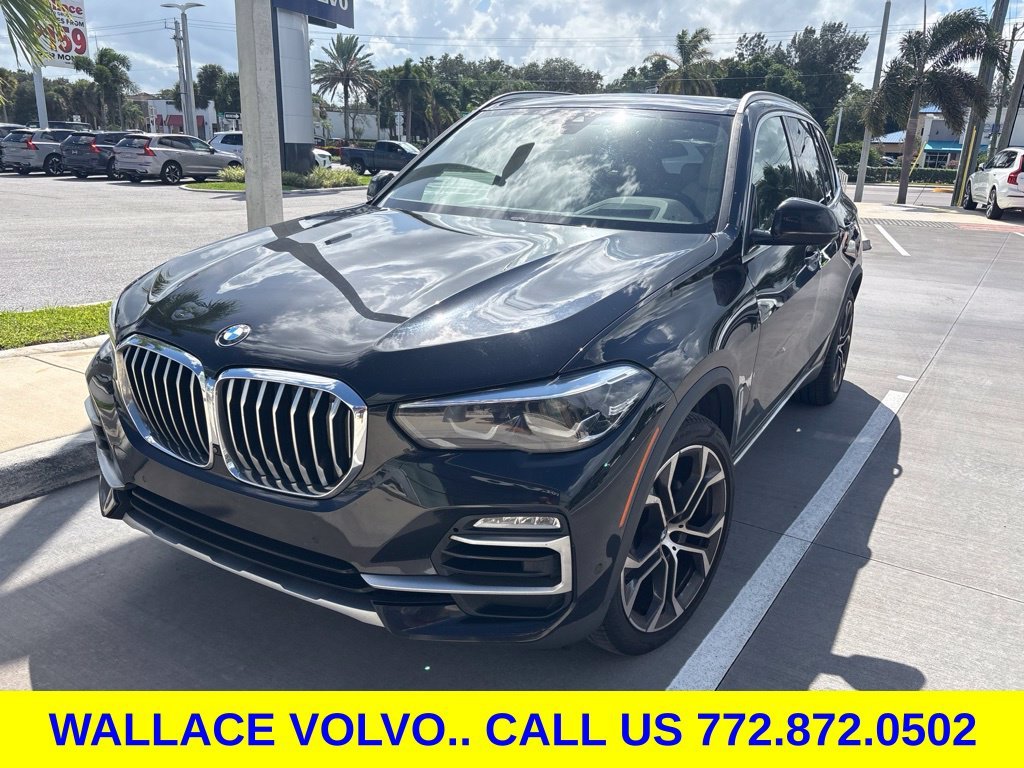Used 2021 Black BMW sDrive40i image 2