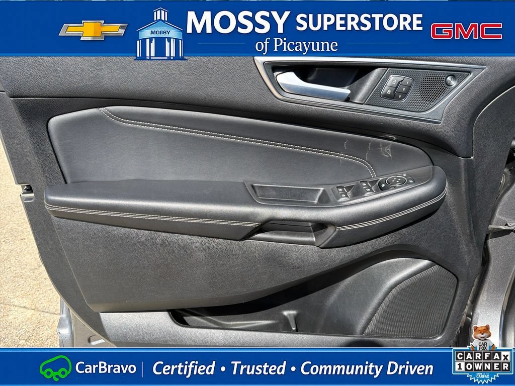 2024 Ford Edge Titanium - Photo 14