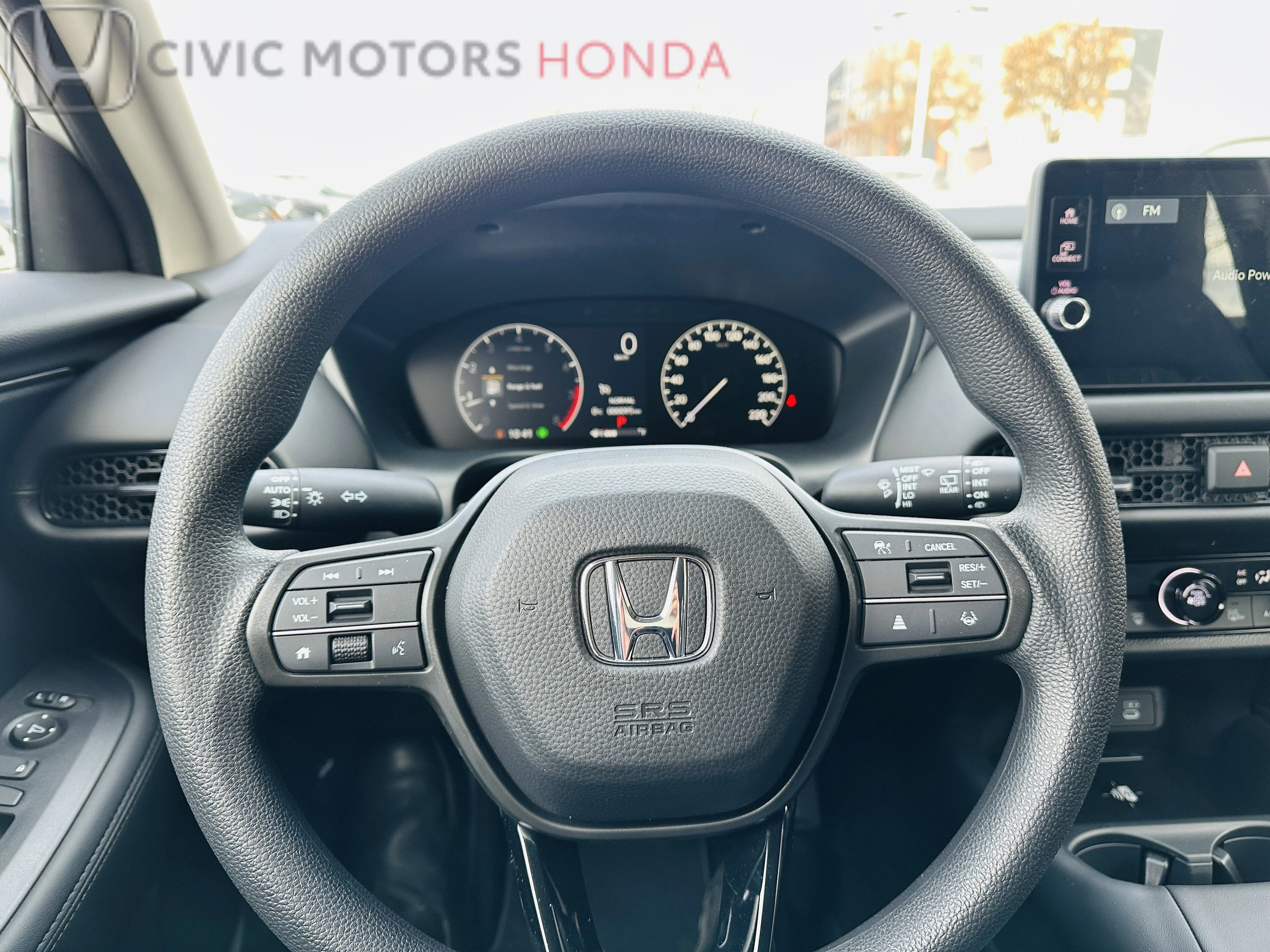 New 2027 SOLAR REFLECTION SILVER METALLIC Honda LX image 8