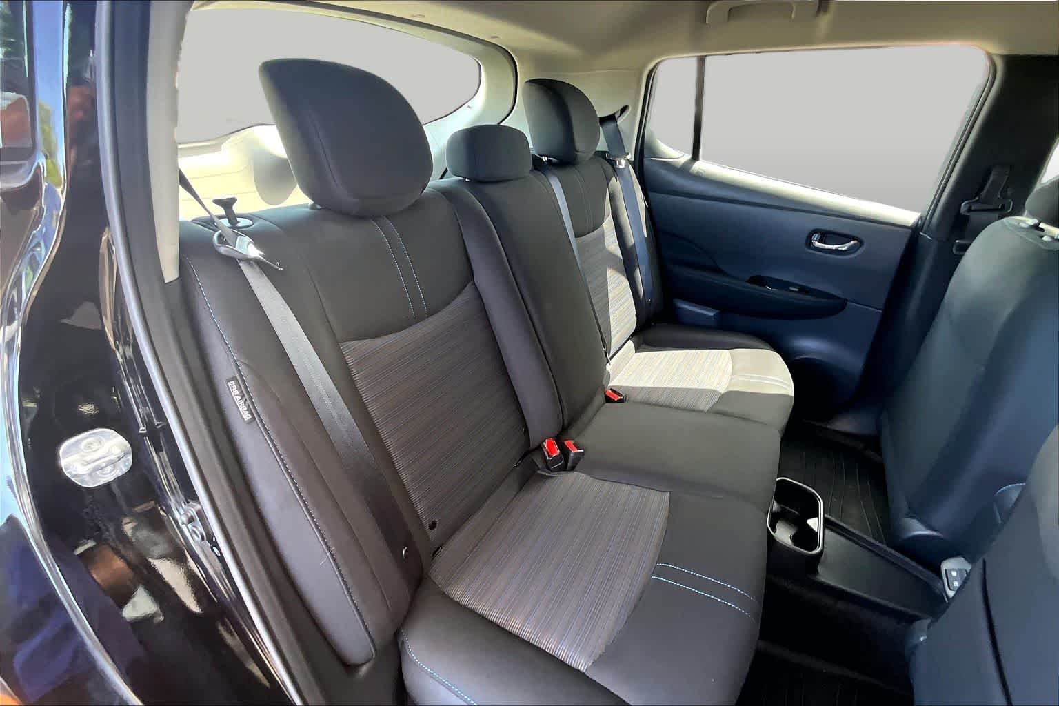 Used 2025 Super Black Nissan SV PLUS image 19