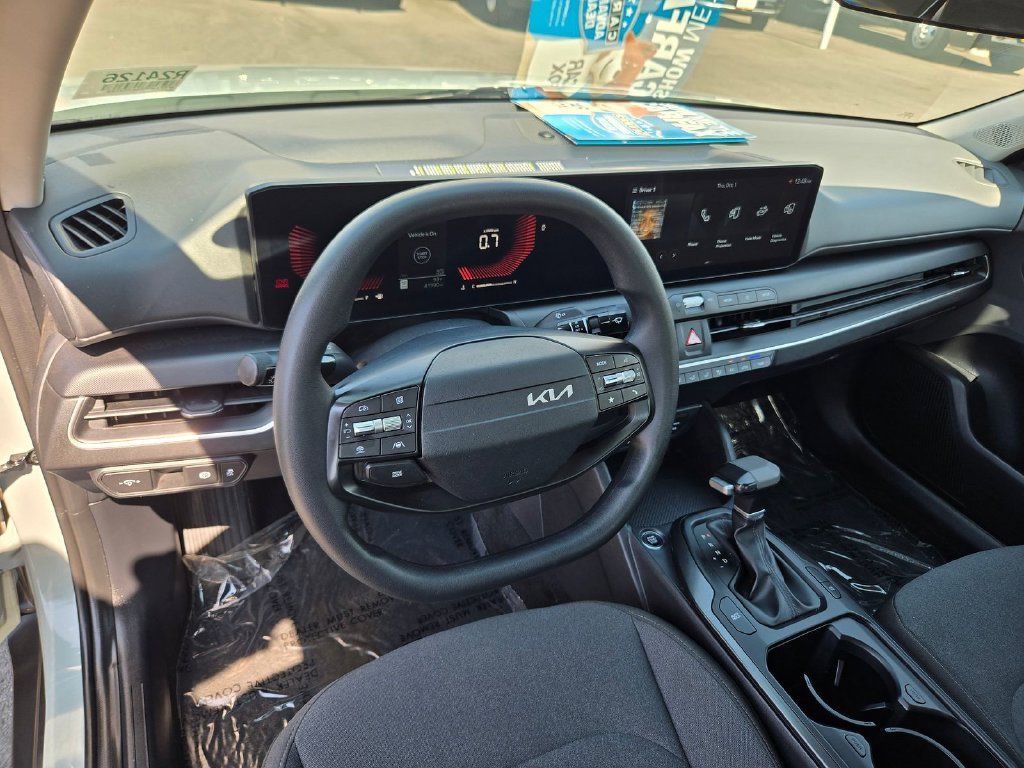 Used 2025 Gray Kia LXS image 6