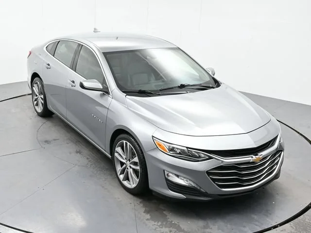 Used 2024 Sterling Gray Metallic Chevrolet 2LT image 31