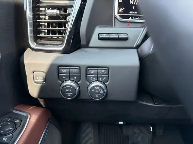 Used 2025 Blue GMC Denali Ultimate image 18