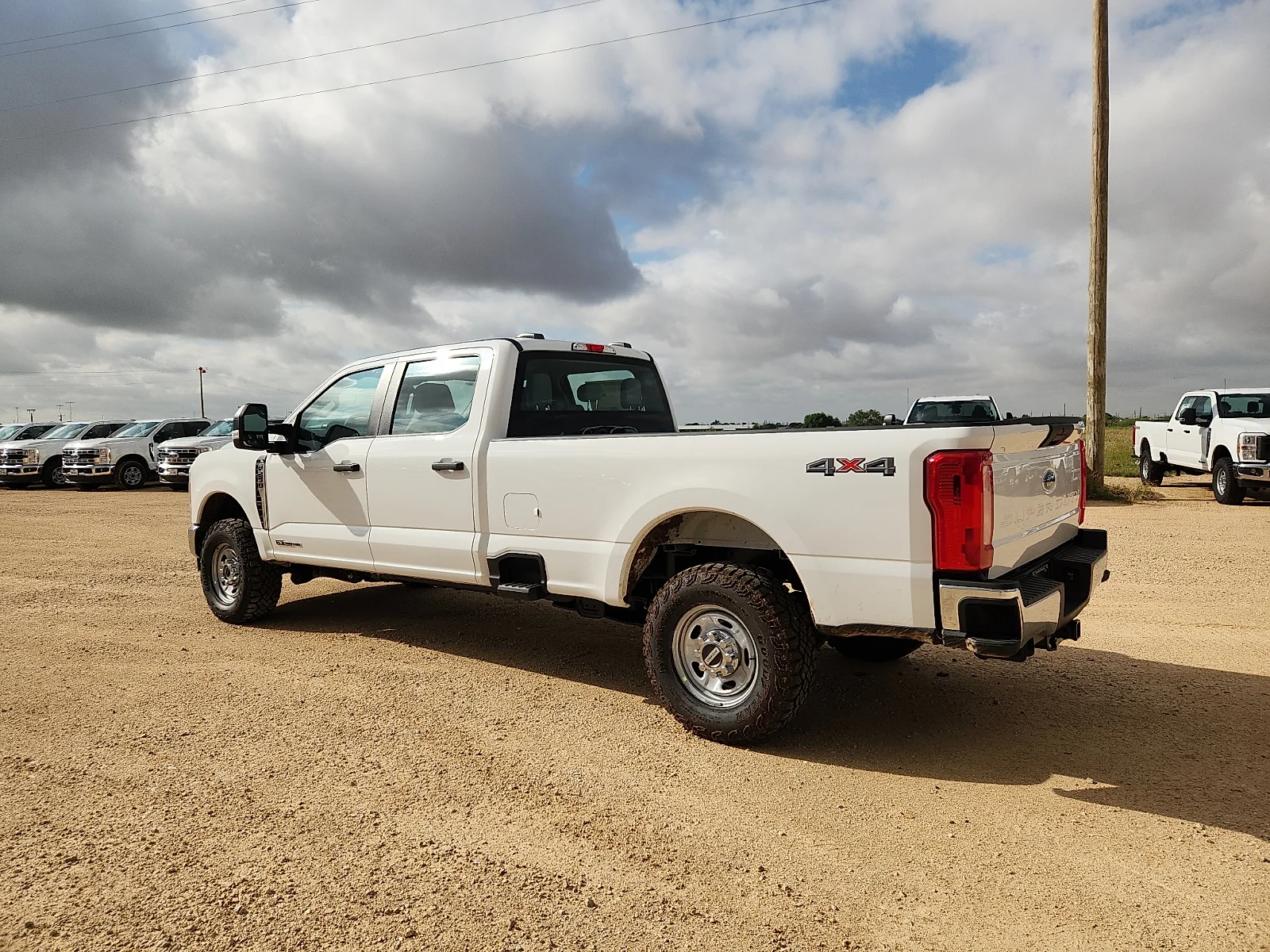 New 2026 Oxford White Ford F-250® XL image 4