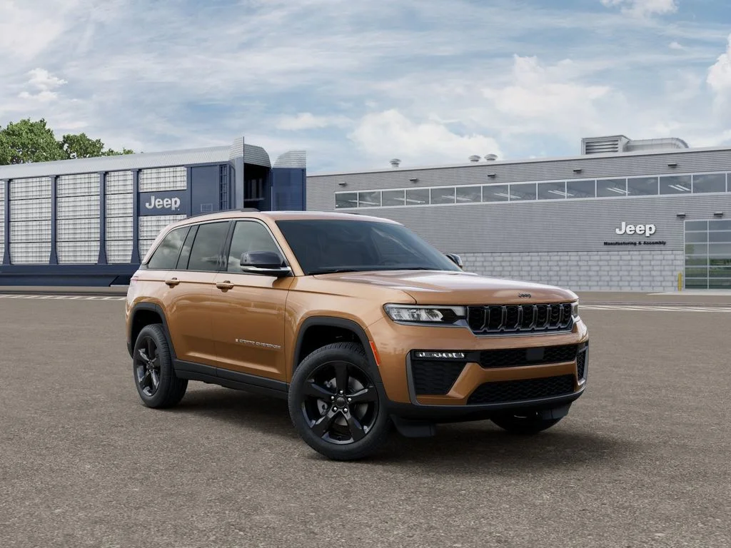 New 2026 Copper Shino Metallic Clear-Coat Exterior Paint Jeep Limited image 5