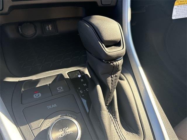 Certified Used 2025 MIDNIGHT BLACK METALLIC Toyota  image 20