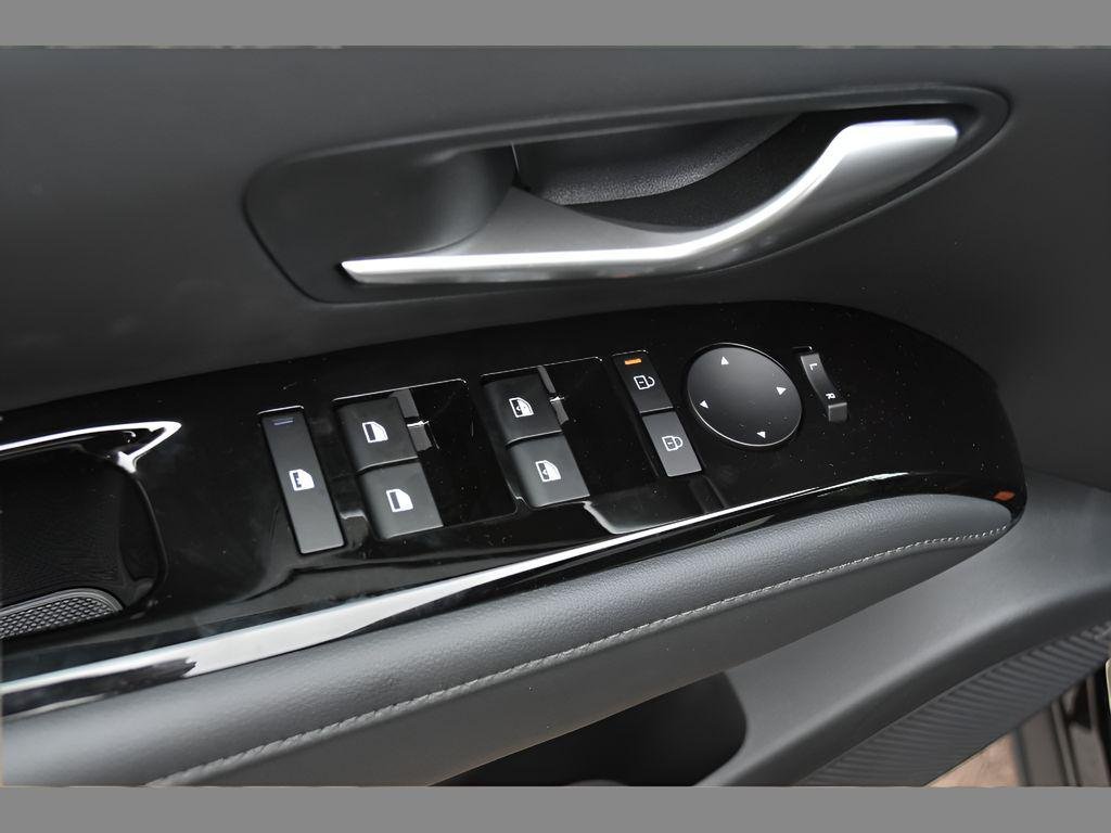 2025 Hyundai Santa Cruz Limited - Photo 17