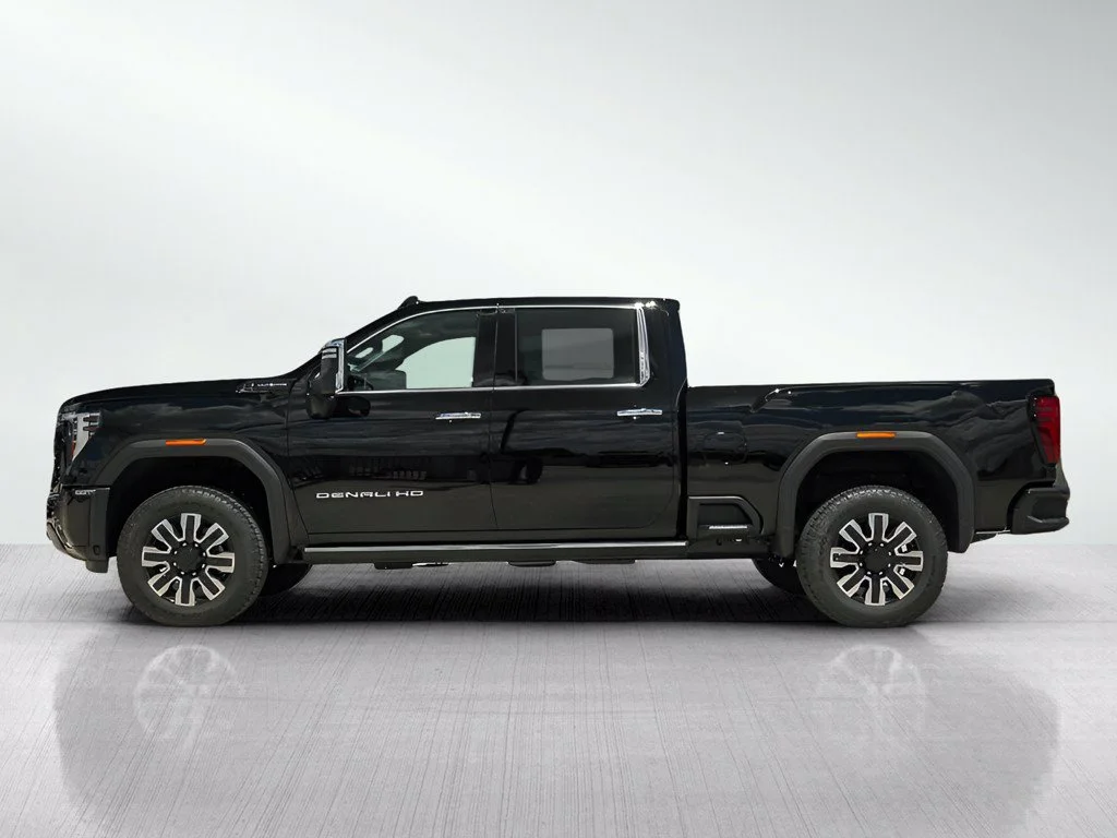 2026 GMC Sierra 2500HD Denali Ultimate - Photo 3