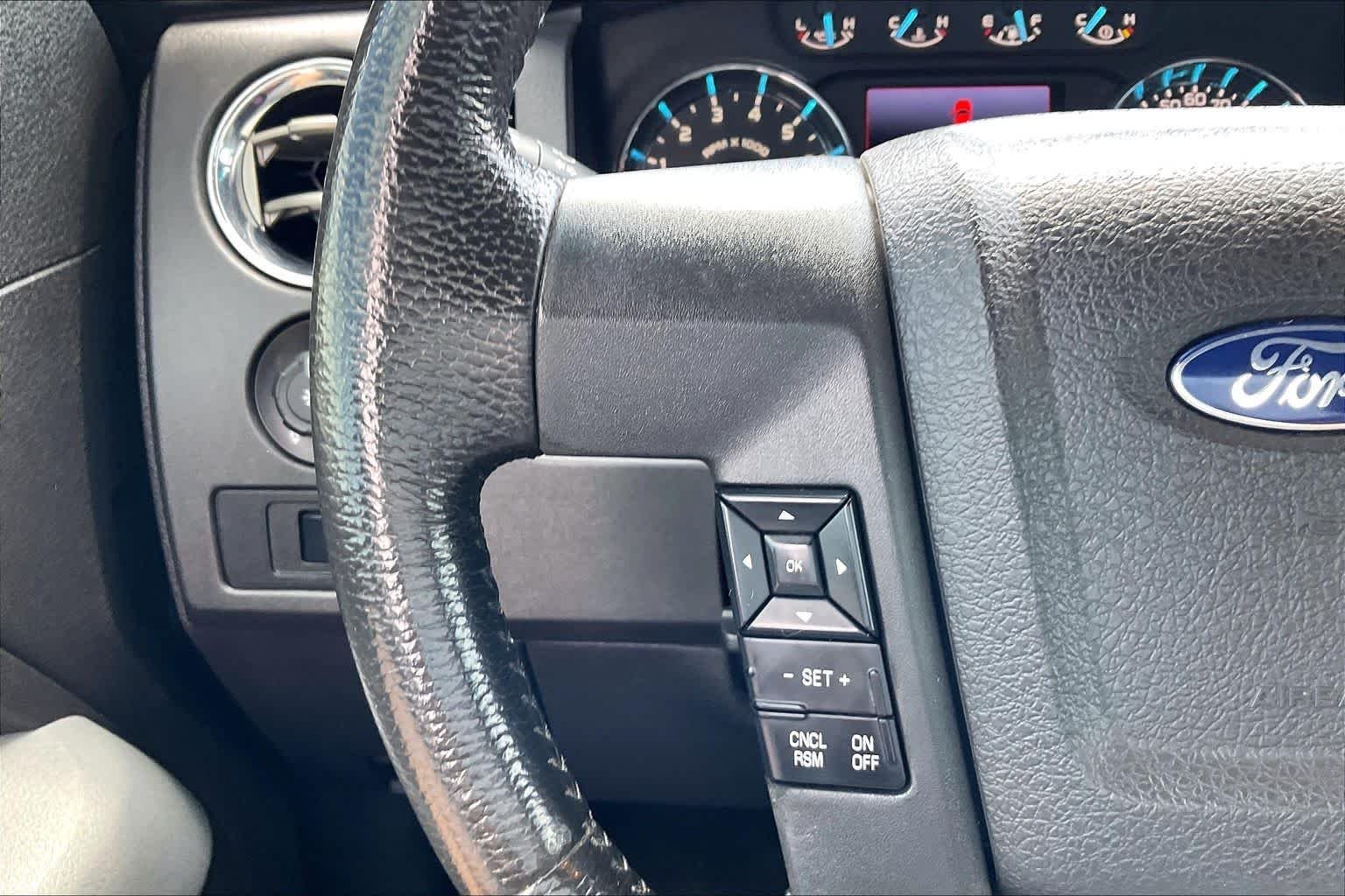 Used 2012 Ingot Silver Metallic Ford XLT image 22