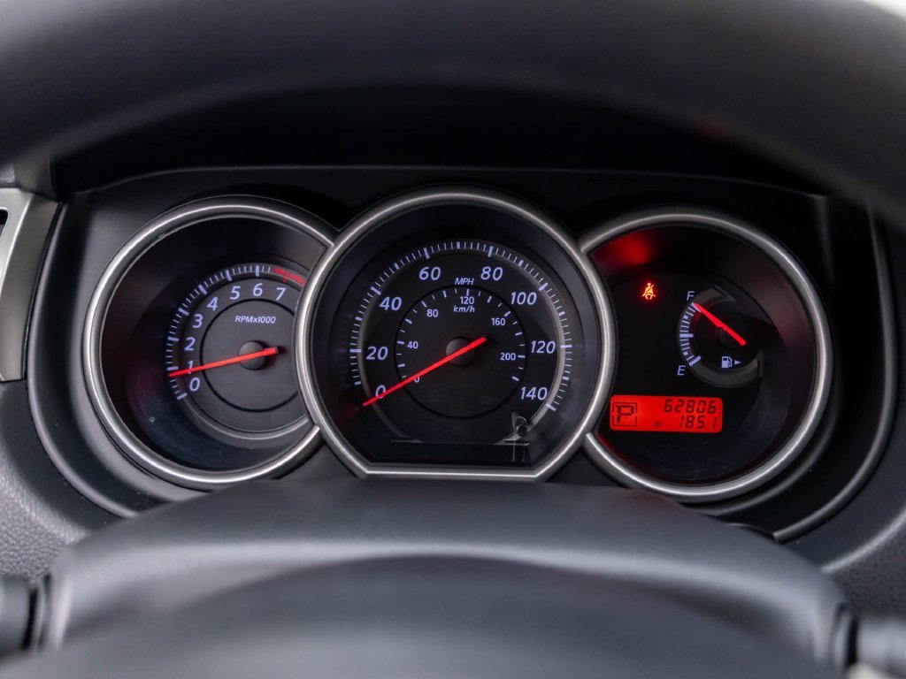 Used 2012 Arctic Blue Nissan 1.8 S image 26