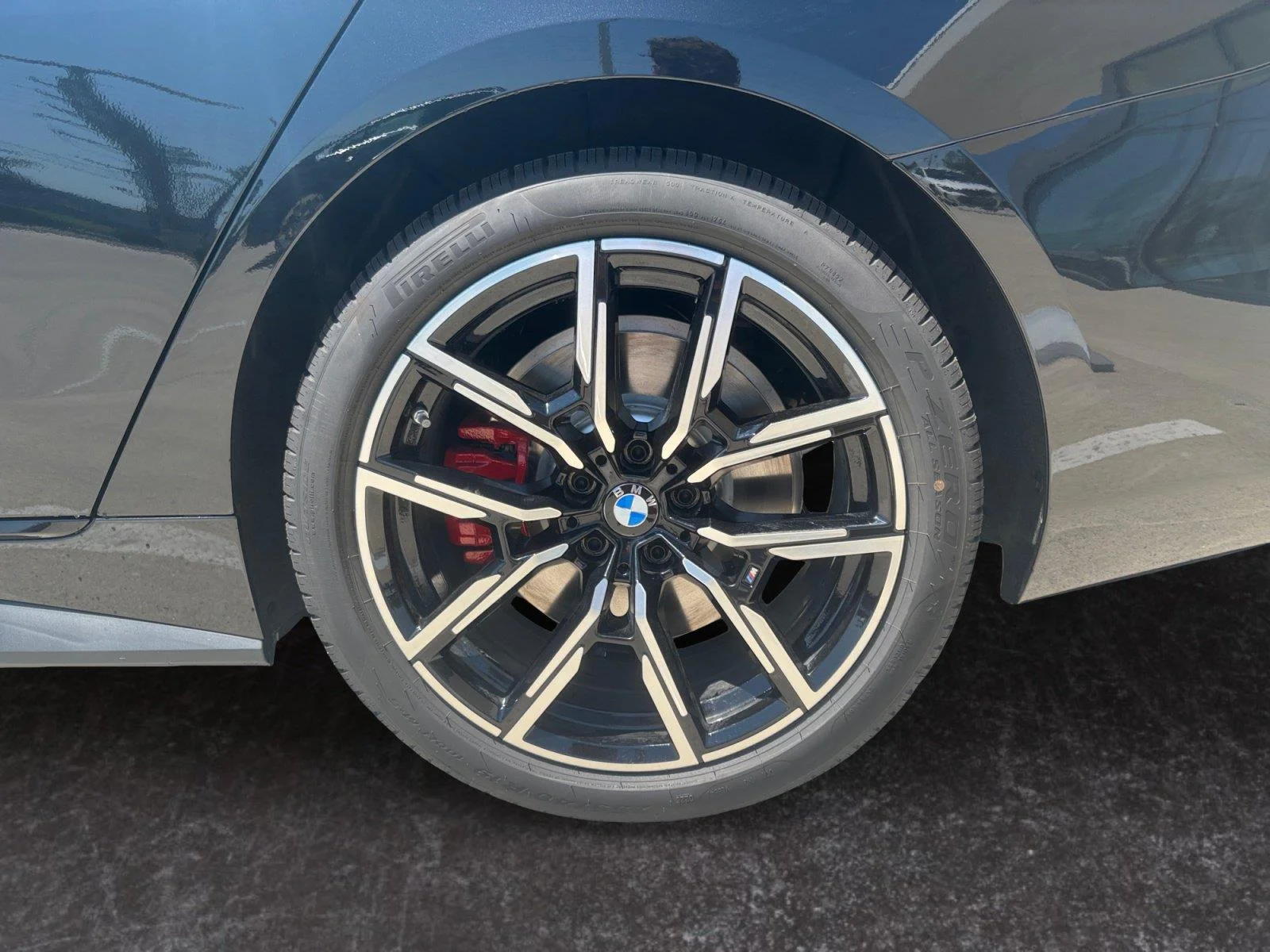 New 2026 Black Sapphire Metallic BMW 430i xDrive image 29