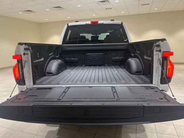 2025 Ford F-150 Lightning Flash - Photo 58
