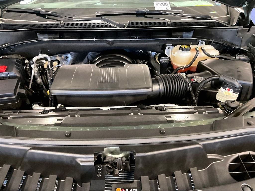 Used 2023 Green GMC SLT image 36