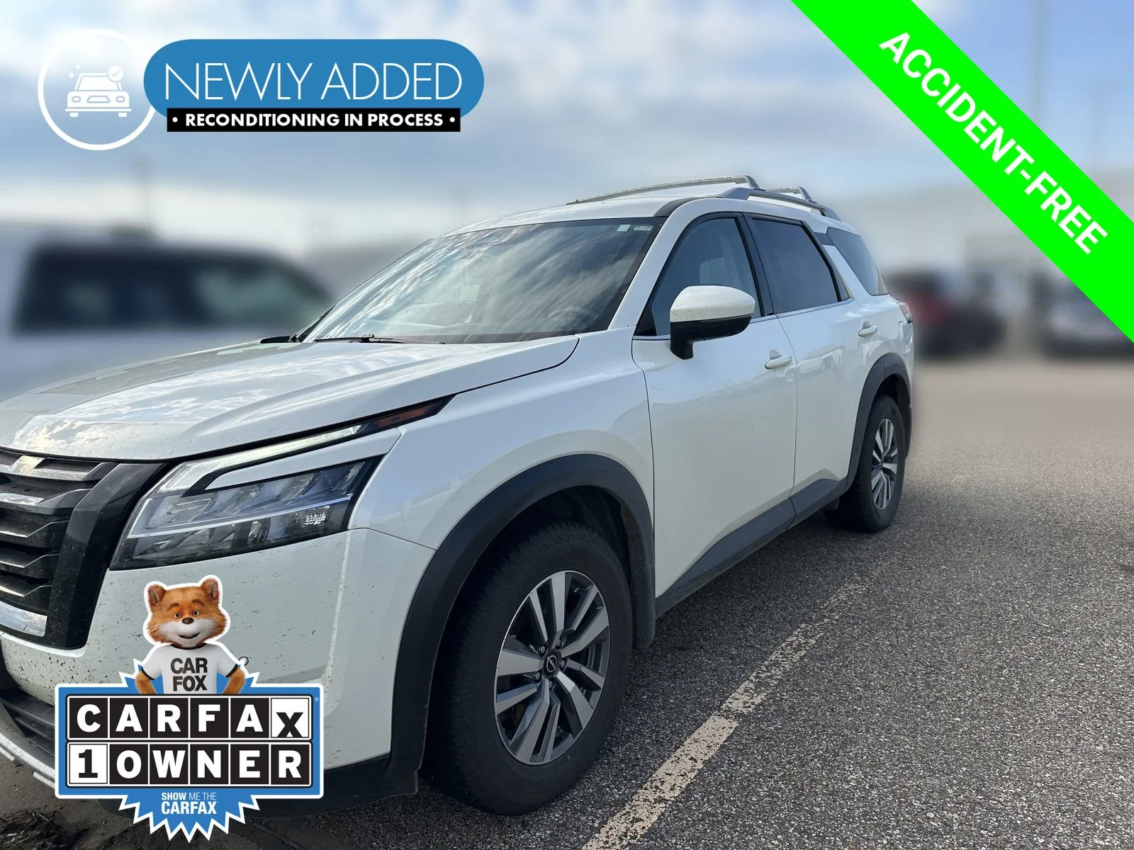 Certified Used 2022 White Nissan SL image 1