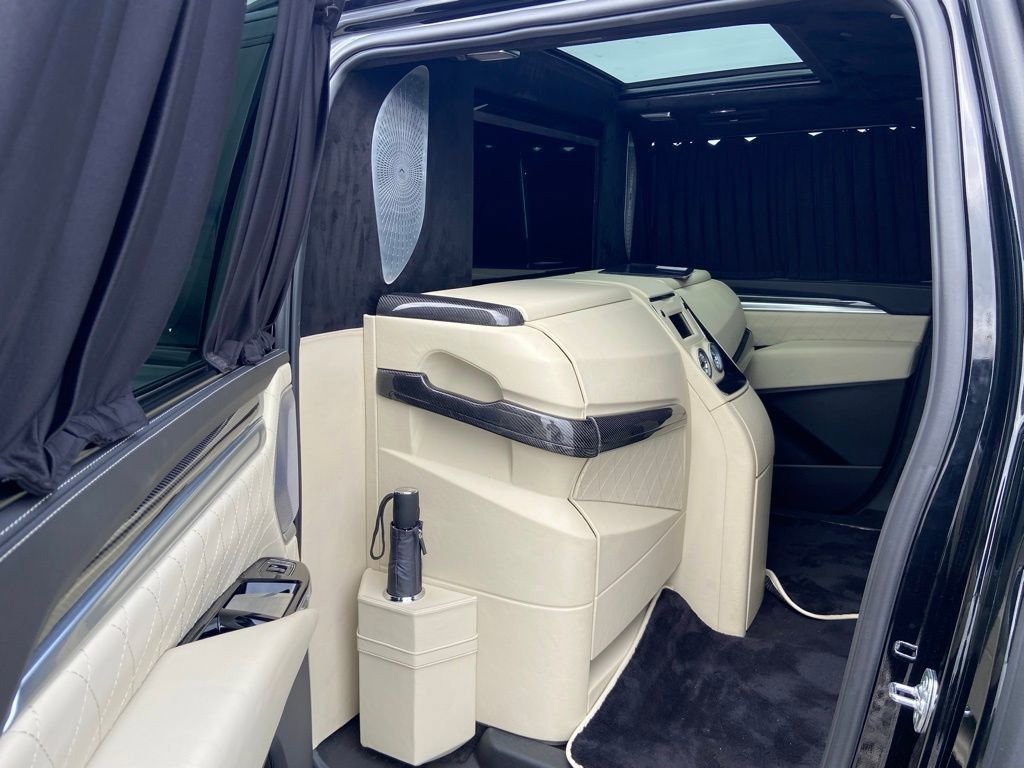 2025 Cadillac Escalade ESV Sport Platinum - Photo 54