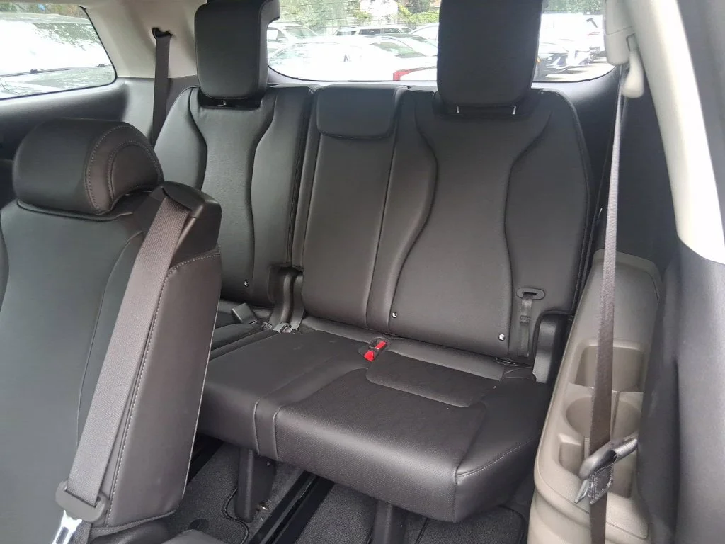 Used 2026 Black Kia LXS image 16