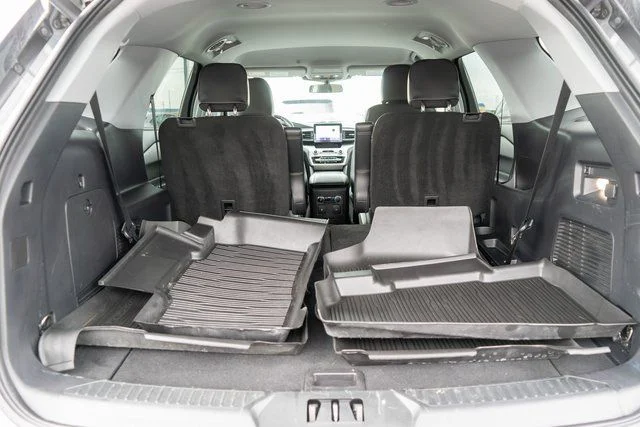 Used 2023 Silver Ford XLT image 10