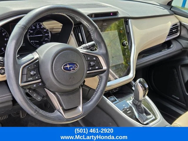 Used 2021 Crystal White Pearl Subaru Limited image 9