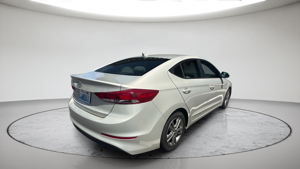 Used 2017 Mineral Beige Hyundai Value Edition image 5