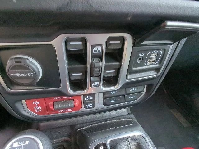 Used 2025 Green Jeep Rubicon image 17