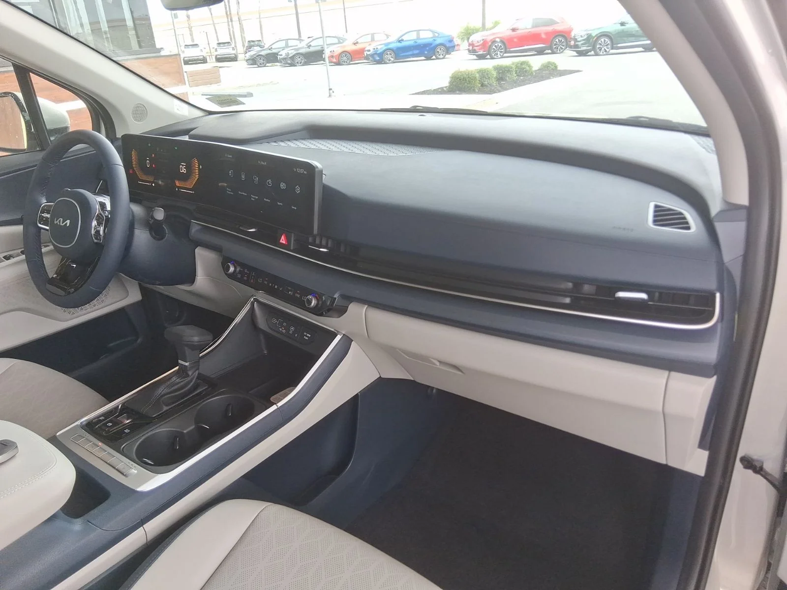 New 2026 White Kia EX image 11