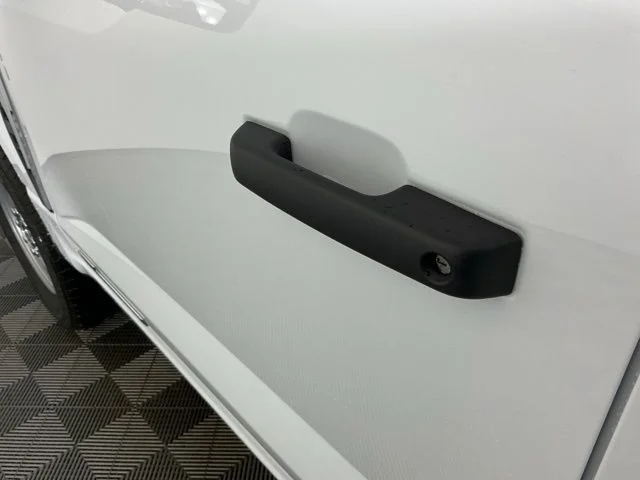 New 2026 Oxford White Ford XL image 13